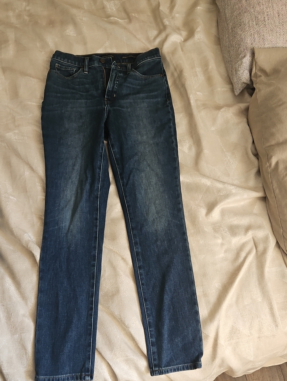 Banana Republic Women's Dark Blue Skinny Jeans